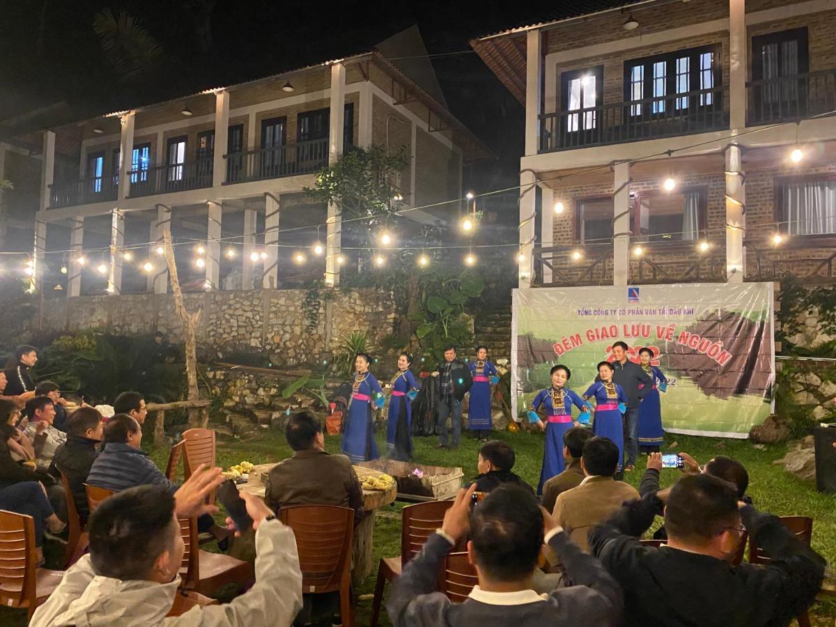 Ba Be Lakeside Bungalow Hotel Coc Pouc Exterior photo